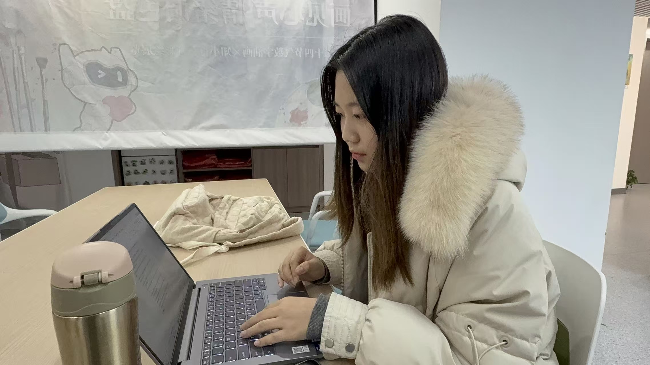 b9aadd4eba6bb0a6479d50940417dce