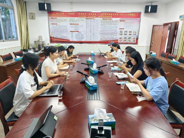 ǧf֮(mng)ഺ֮PLYctɫĻ®