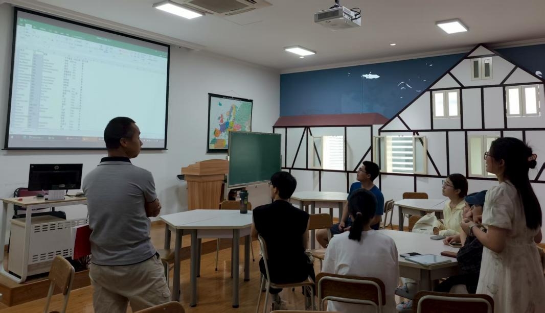 AI~S뺣`F꠴Z~R܌Wƽ_