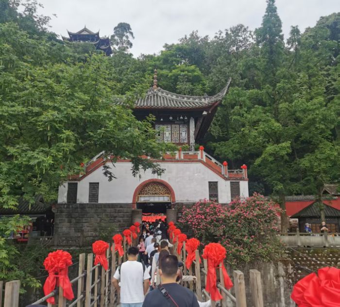 ɽ|WČWԺtͬС{ЈFɶ_չ`