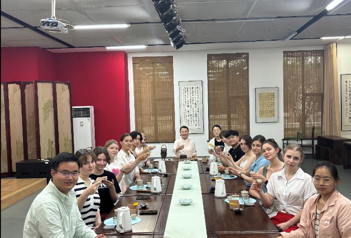 Ļġ[ΘKڶWԺZWԺg־ԸFڇHIƽĻܴͨa